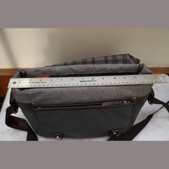 NWT Manfrotto Windsor Camera Bag Small Messenger - Picture 5 of 8